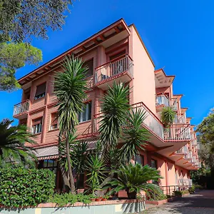 *** Hotel Esperia Italia