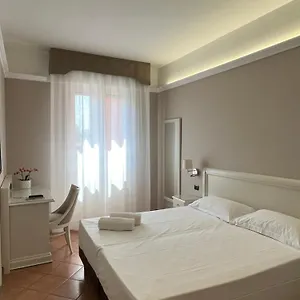 *** Hotel Aquila Italia