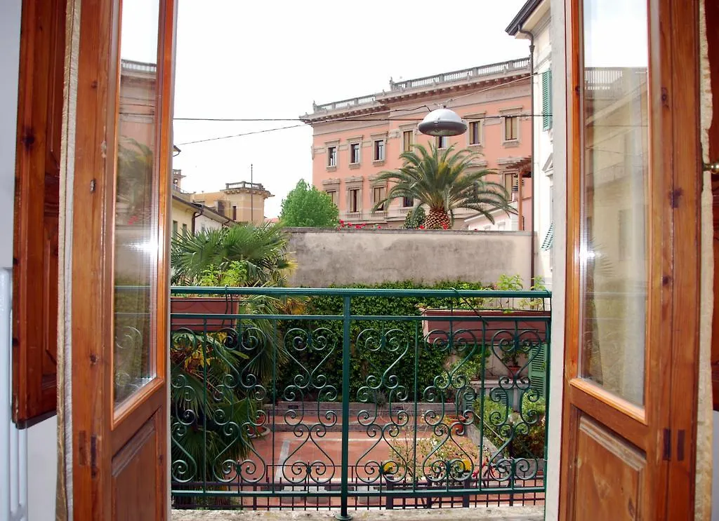 Hotel Conchiglia مونتيكاتيني تيرمي